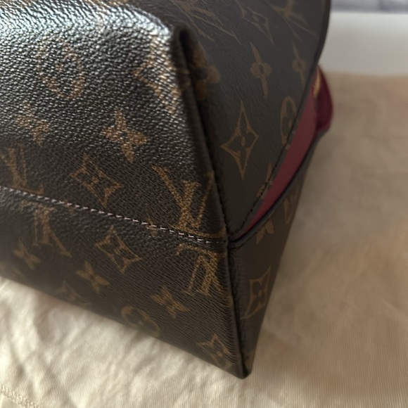 Like new Louis Vuitton Alma Bag Into Bag - Picture 5 of 7
